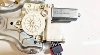 Peça sobressalente para automóvel em segunda mão motor elevador vidro traseiro direito por toyota avensis (_t25_) 2.0 (azt250_) referências oem iam 992045100