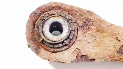 Автозапчастина б/у верхній задній правий рычаг підвіски для nissan bluebird hatchback (t72, t12) 1.6 посилання на oem iam   