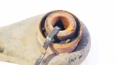 Автозапчастина б/у лівий задній верхній рычок підвіски для nissan bluebird hatchback (t72, t12) 1.6 посилання на oem iam   