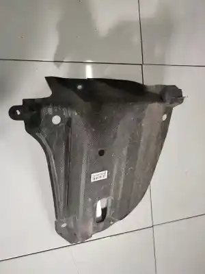 Peça sobressalente para automóvel em segunda mão plásticos por toyota avensis (_t25_) 2.2 d-cat (adt251_) referências oem iam 5839805030