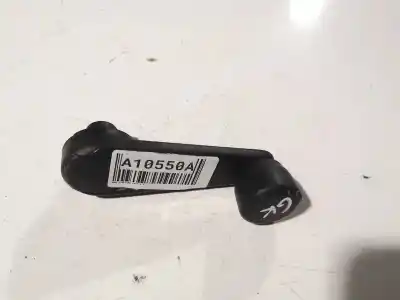 Peça sobressalente para automóvel em segunda mão manivela / manipulo do vidro dianteiro esquerdo por bmw 1 (e81) 118 d referências oem iam 51328122503