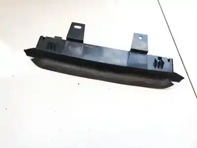 Pièce détachée automobile d'occasion feu de frein central pour volvo v50 (545) 2.0 d références oem iam 8620290