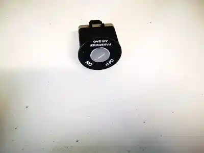 Peça sobressalente para automóvel em segunda mão trocar por hyundai i30 (fd) 1.6 crdi referências oem iam 