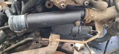 Pezzo di ricambio per auto di seconda mano termostato per opel kadett e fastback (t85) 1.4 s (c08, c48, d08, d48) riferimenti oem iam 038121132d