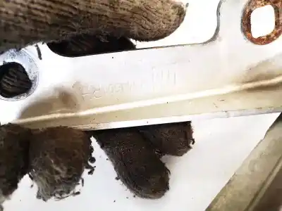 Second-hand car spare part bonnet hinge for bmw 3 (e30) m3 2.3 oem iam references 13248766  12841601