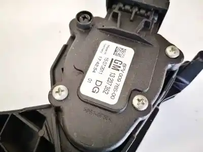 Second-hand car spare part accelerator pedal for bmw 3 (e30) m3 2.3 oem iam references 13237352  6pv009765-00