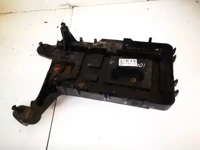 Second-hand car spare part medium for opel kadett e fastback (t85) 1.4 s (c08, c48, d08, d48) oem iam references 1k0915333c