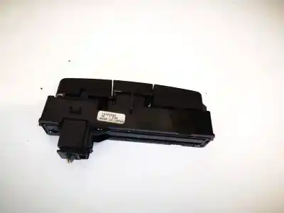 Second-hand car spare part hazard warning lights for bmw 3 (e30) m3 2.3 oem iam references 13324594  