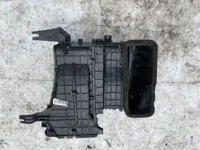 Peça sobressalente para automóvel em segunda mão plásticos por hyundai i30 (fd) 1.6 crdi referências oem iam 