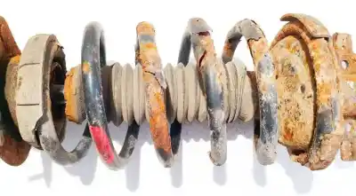 Peça sobressalente para automóvel em segunda mão mola de suspensão por volvo xc90 2.9 bi-turbo cat referências oem iam 