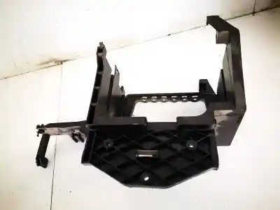 Recambio de automóvil de segunda mano de PLASTICOS-Otros soportes para VOLKSWAGEN POLO (9N_, 9A_)  referencias OEM IAM 6Q1907371B  