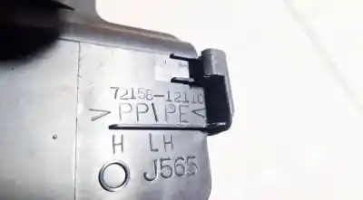 Pezzo di ricambio per auto di seconda mano plastica per toyota auris (_e15_) 2.0 d-4d (ade150_) riferimenti oem iam 7215812110  72158-12110