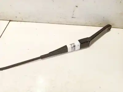 Автозапчастина б/у лівий передній ручок склоочисника для nissan bluebird hatchback (t72, t12) 1.6 посилання на oem iam 4m5117526cb  