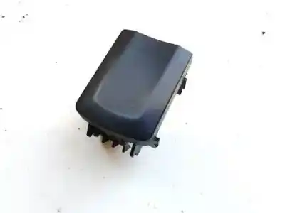 Second-hand car spare part plastics for audi a3 (8l1) 1.9 tdi oem iam references 8l0941515a  