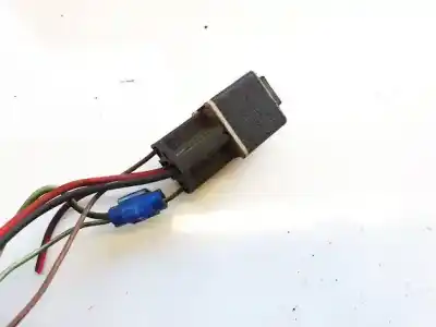 Second-hand car spare part relay for audi a3 (8l1) 1.9 tdi oem iam references 4rd00352008  4rd003520-08