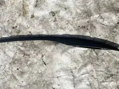 Peça sobressalente para automóvel em segunda mão plásticos por toyota corolla verso (_e12_) 2.0 d-4d (cde120_) referências oem iam 