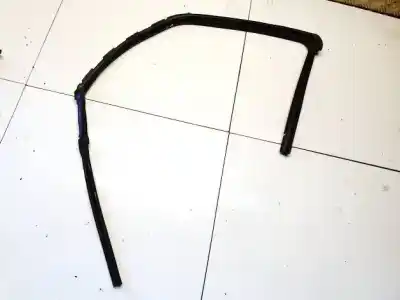 Tweedehands auto-onderdeel deurcontour rubber voor audi 200 c2 sedán (437, 438) 2.1 5e oem iam-referenties 80331ba60a