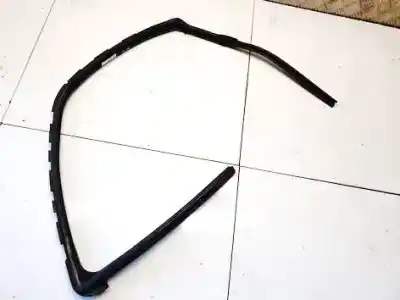 Tweedehands auto-onderdeel deurcontour rubber voor audi 200 c2 sedán (437, 438) 2.1 5e oem iam-referenties 80330ba60a