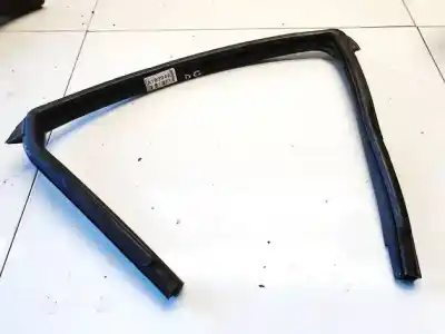 Tweedehands auto-onderdeel deurcontour rubber voor audi 200 c2 sedán (437, 438) 2.1 5e oem iam-referenties 82330ba60b