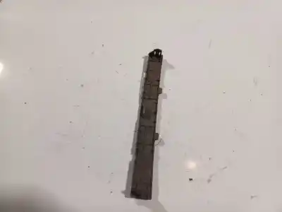 Автозапчастина б/у пластикler для nissan note (e11, ne11) 1.4 посилання на oem iam 684619u00ab  68461 9u00a b, p10095