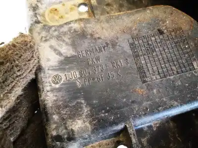 Автозапчастина б/у середній для volkswagen golf iv (1j1) 1.4 16v посилання на oem iam 1j0804373  