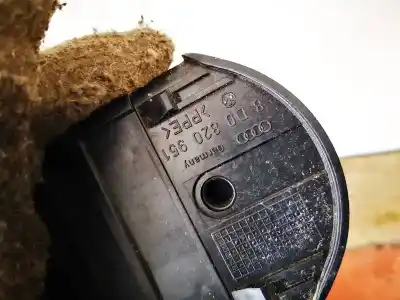 Автозапчасти б/у аэрационная решетка за audi a4 avant (b5) 1.8 ссылки oem iam 8d0820951  