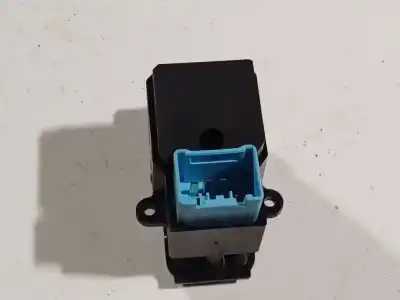 Second-hand car spare part left front power window switch for opel corsa a fastback (s83) 1.2 i (f08, m08, f68, m68) oem iam references    Second-hand car spare part left front power window switch for opel corsa a fastback (s83) 1.2 i (f08, m08, f68, m68) oem iam references