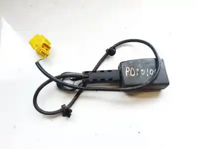 Автозапчастина б/у передній правий гачок для opel kadett e fastback (t85) 1.4 s (c08, c48, d08, d48) посилання на oem iam 7l0857778c