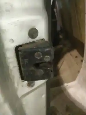 Peça sobressalente para automóvel em segunda mão fechadura do mala por toyota avensis (_t25_) 2.2 d-cat (adt251_) referências oem iam 