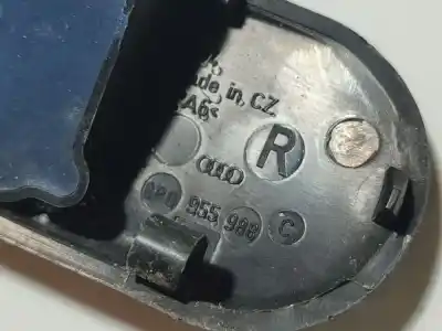 Автозапчасти б/у пластик за audi a3 (8p1) 2.0 tdi ссылки oem iam 8p0955988  8p0 955 988