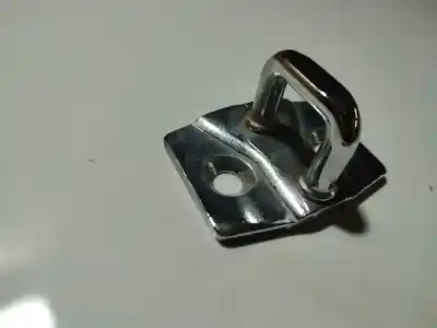 Pezzo di ricambio per auto di seconda mano pezzi vari per bmw 1 (e81) 118 d riferimenti oem iam 7067805  7067805, 77466