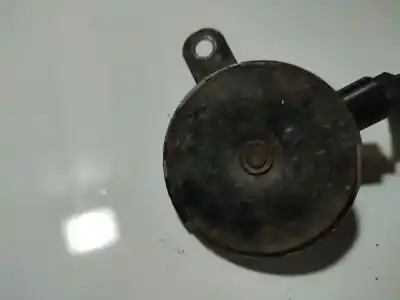 Piesă de schimb auto la mâna a doua claxon pentru opel corsa a fastback (s83) 1.2 i (f08, m08, f68, m68) referințe oem iam    Piesă de schimb auto la mâna a doua claxon pentru opel corsa a fastback (s83) 1.2 i (f08, m08, f68, m68) referințe oem iam