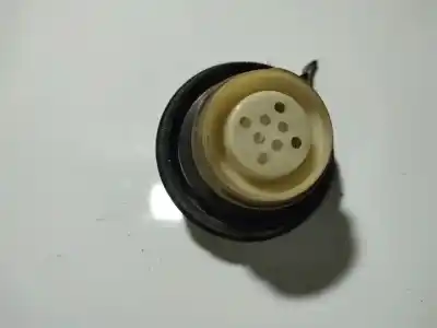 Автозапчастина б/у зовнішній пливний колпак для nissan note (e11, ne11) 1.4 посилання на oem iam   