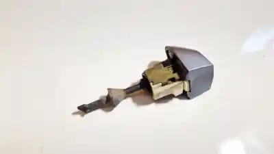 Second-hand car spare part left front door lock for bmw 1 (e81) 118 d oem iam references   