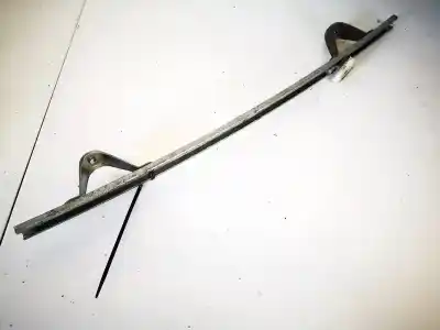 Peça sobressalente para automóvel em segunda mão plásticos por opel zafira / zafira family b (a05) 1.9 cdti (m75) referências oem iam 13132428
