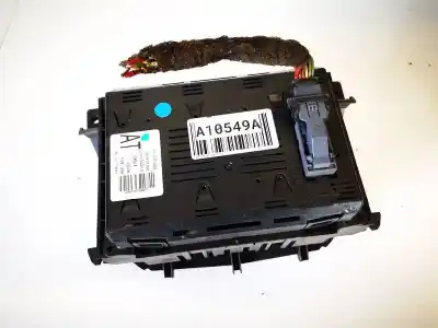 Peça sobressalente para automóvel em segunda mão display gps / multimídia por opel zafira / zafira family b (a05) 1.9 cdti (m75) referências oem iam 13208089  565412769
