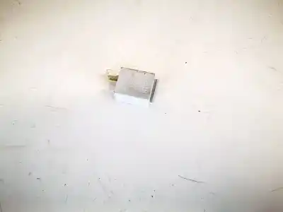 Pezzo di ricambio per auto di seconda mano relè per bmw 3 (e30) m3 2.3 riferimenti oem iam 13100504  0332201100