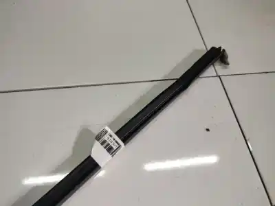 İkinci el araba yedek parçası plasti̇kler için nissan bluebird hatchback (t72, t12) 1.6 oem iam referansları   