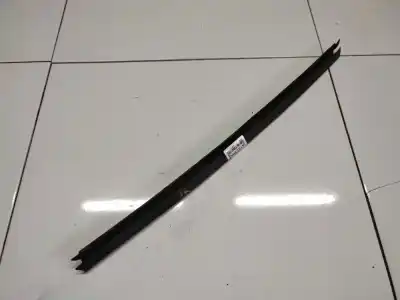 Peça sobressalente para automóvel em segunda mão plásticos por bmw 1 (e81) 118 d referências oem iam 