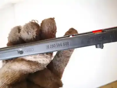 İkinci el araba yedek parçası merkezi fren lambasi için audi a3 (8l1) 1.6 oem iam referansları 8d9945097b  