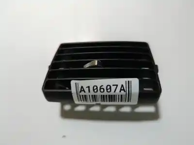 Pezzo di ricambio per auto di seconda mano griglia di aerazione per peugeot 307 (3a/c) 1.6 hdi riferimenti oem iam 