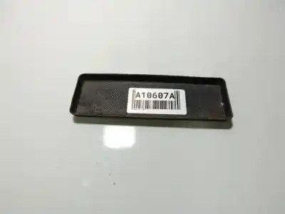 Pezzo di ricambio per auto di seconda mano plastica per peugeot 307 (3a/c) 1.6 hdi riferimenti oem iam 9640447277