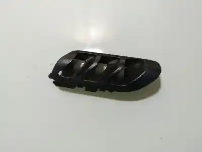 Pezzo di ricambio per auto di seconda mano griglia di aerazione per peugeot 307 (3a/c) 1.6 hdi riferimenti oem iam 