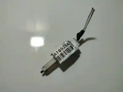 Piesă de schimb auto la mâna a doua intrerusator pentru opel corsa a fastback (s83) 1.2 i (f08, m08, f68, m68) referințe oem iam m28988 Piesă de schimb auto la mâna a doua intrerusator pentru opel corsa a fastback (s83) 1.2 i (f08, m08, f68, m68) referințe oem iam m28988