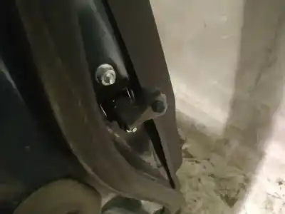 Second-hand car spare part hinge for toyota auris (_e15_) 2.0 d-4d (ade150_) oem iam references   