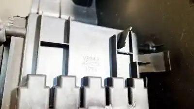 Second-hand car spare part center armrest for chrysler sebring (jr) 2.0 oem iam references 822283  vb9413