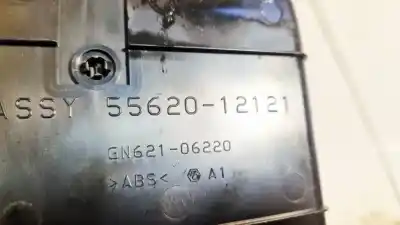 Pezzo di ricambio per auto di seconda mano plastica per toyota auris (_e15_) 2.0 d-4d (ade150_) riferimenti oem iam 5562012121  55620-12121