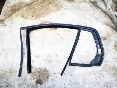 Second-hand car spare part rubber door seal for opel kadett e fastback (t85) 1.4 s (c08, c48, d08, d48) oem iam references 1k6945211l