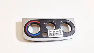 Peça sobressalente para automóvel em segunda mão plásticos por opel combo 1.7 16v cdti referências oem iam 13189887