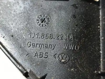 Pezzo di ricambio per auto di seconda mano plastiche per volkswagen golf iv (1j1) 1.9 sdi riferimenti oem iam 1j1858223a  1j1.858.223a